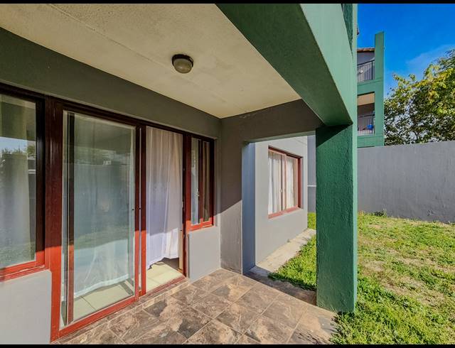 2 BEDROOM APARTMENT FOR SALE IN HONEYDEW GROVE
